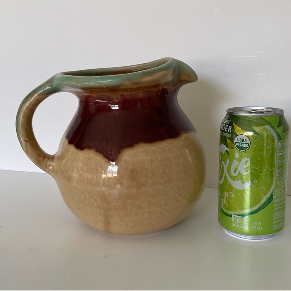 Art Pottery Pitcher Dan Lasser Signed Vermont Glaze Red Tulip 6.25” Green Beige - Picture 4 of 16